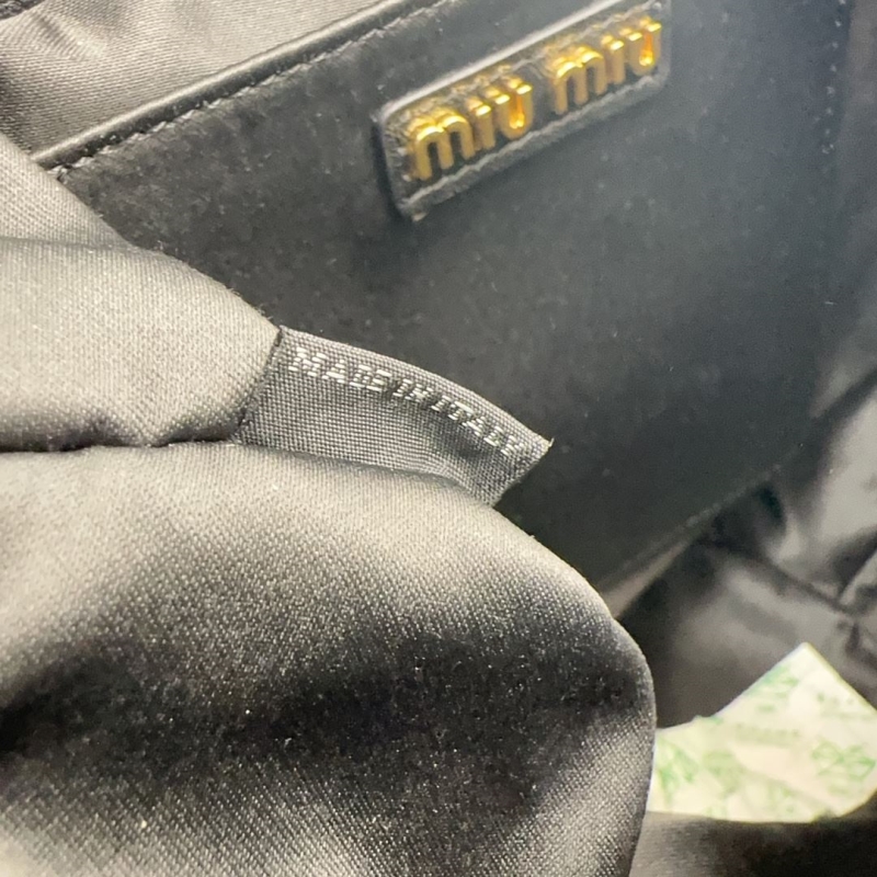 MIU MIU Bucket Bags